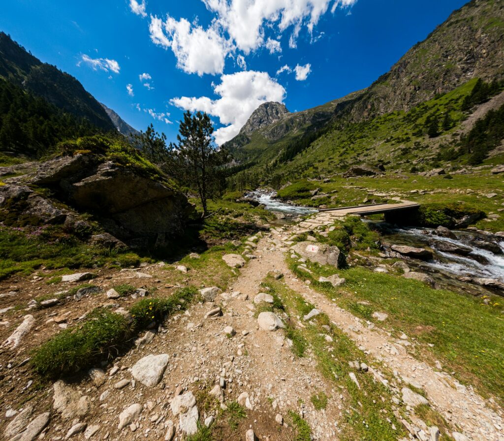 Secret Trekking Routes Near Himachal